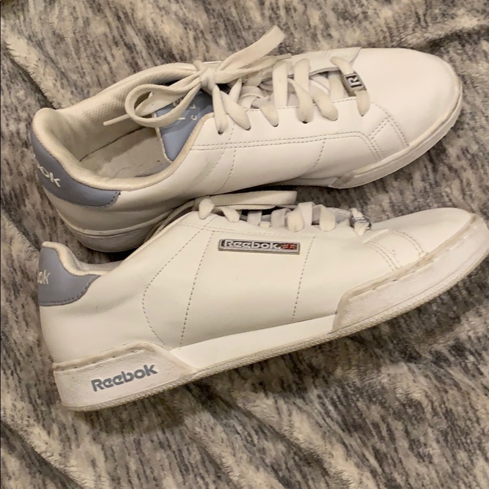 trendy reebok sneakers